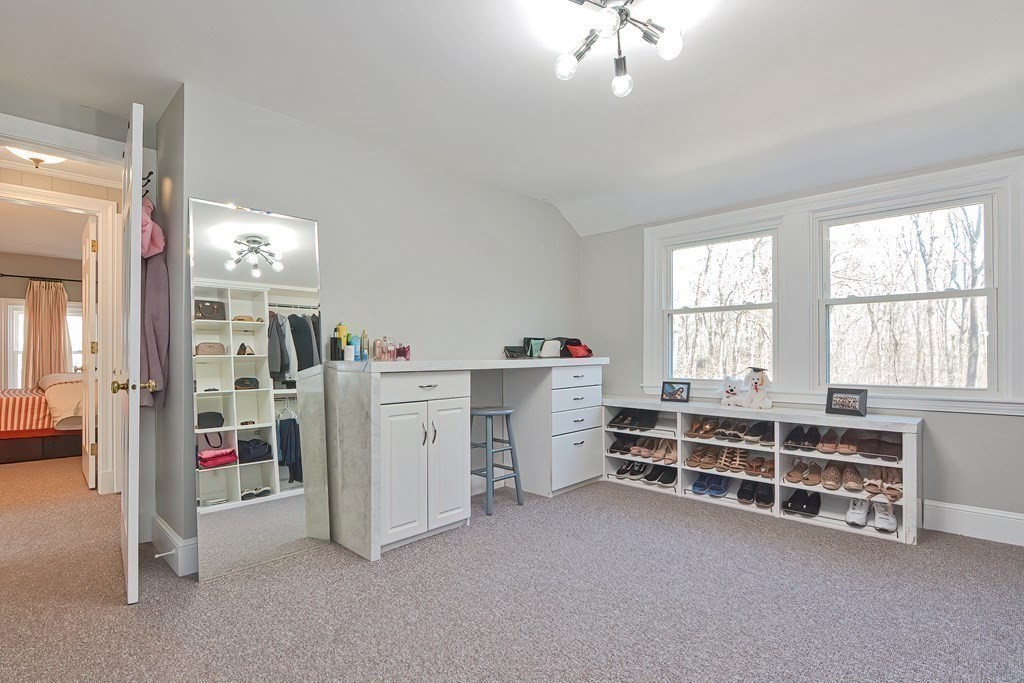 29 Oaks Road Framingham, MA 01702 - Photo 28 of 32 Gallery Image 28