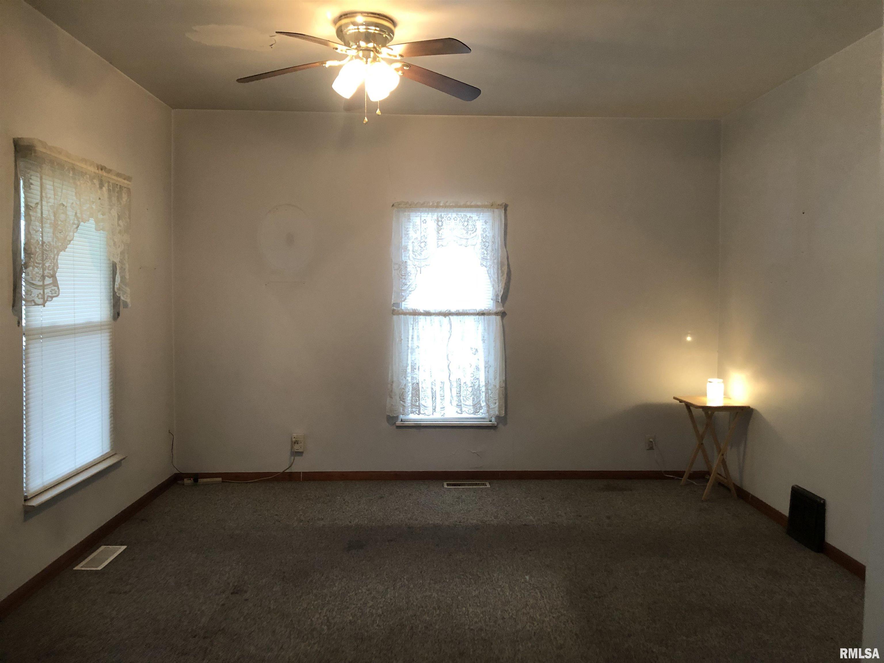 1805 East Keys Avenue Springfield, IL 62702 - Photo 6 of 34