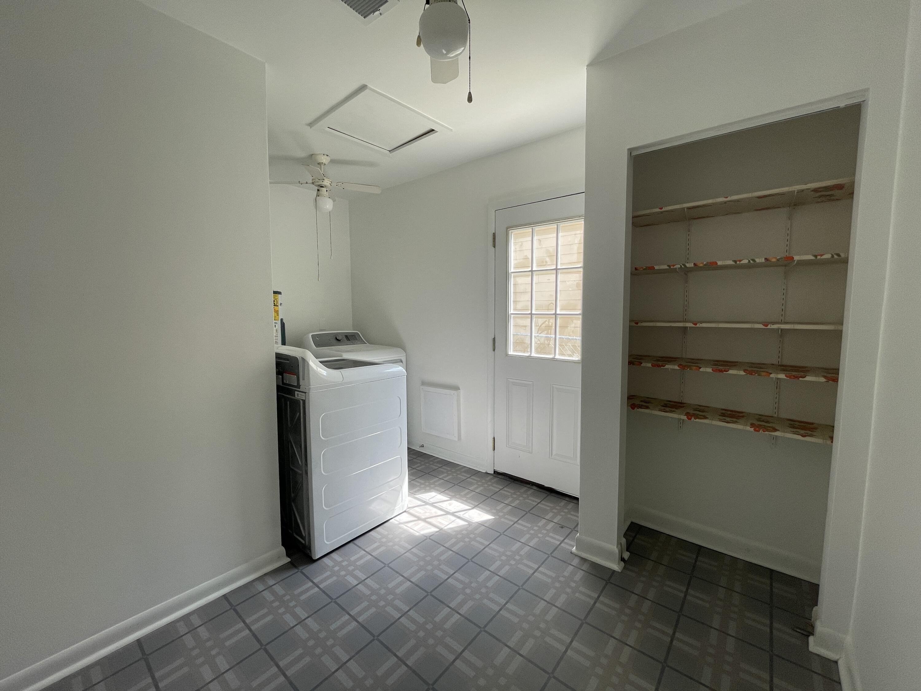 137 Manchester Road Summerville, SC 29486 - Photo 6 of 11 IMG_3456