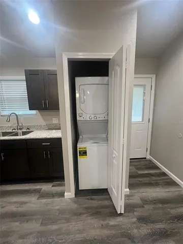 $1,350 | 18648 Northwest 246th Street, Unit 1, High Springs, FL 32643