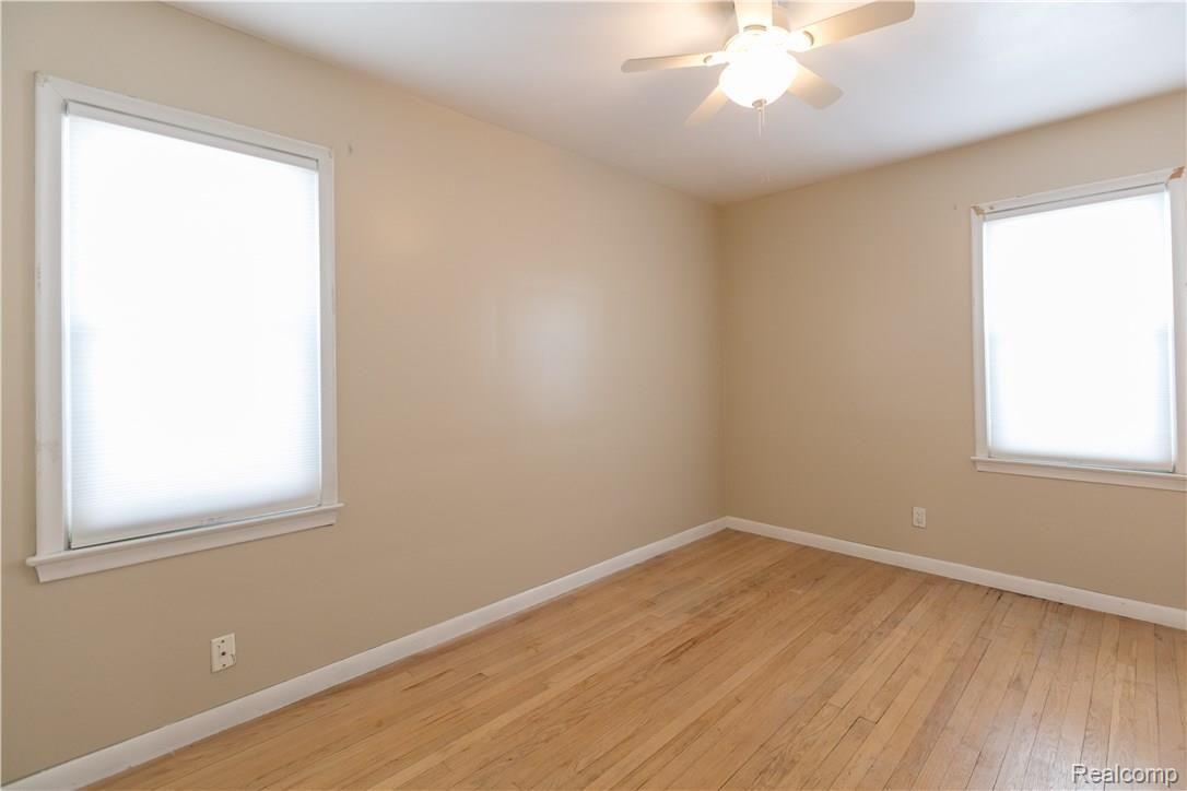 724 Princeton Road Berkley, MI 48072 - Photo 24 of 47 724Princeton-122.jpg