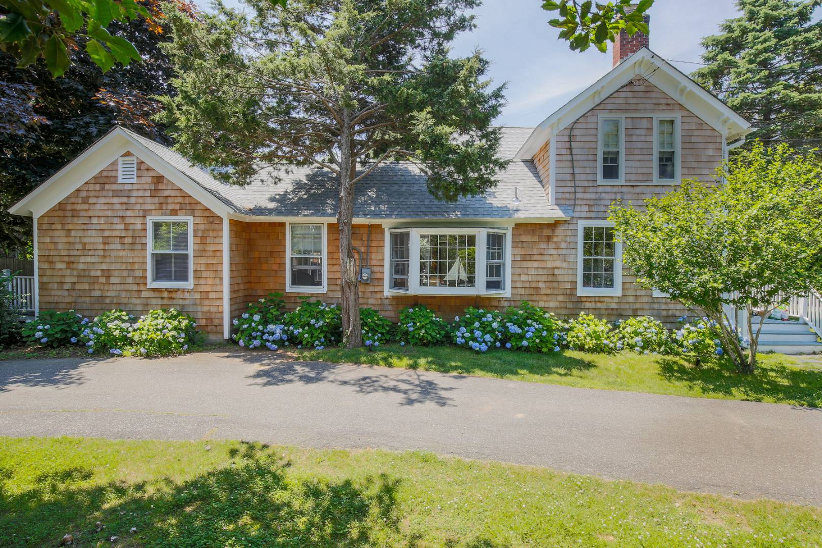 368 Pantigo Road, East Hampton, NY 11937 Compass