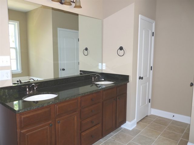 1037 Pintail Point Anderson, SC 29626 - Photo 6 of 11 Gallery Image 6