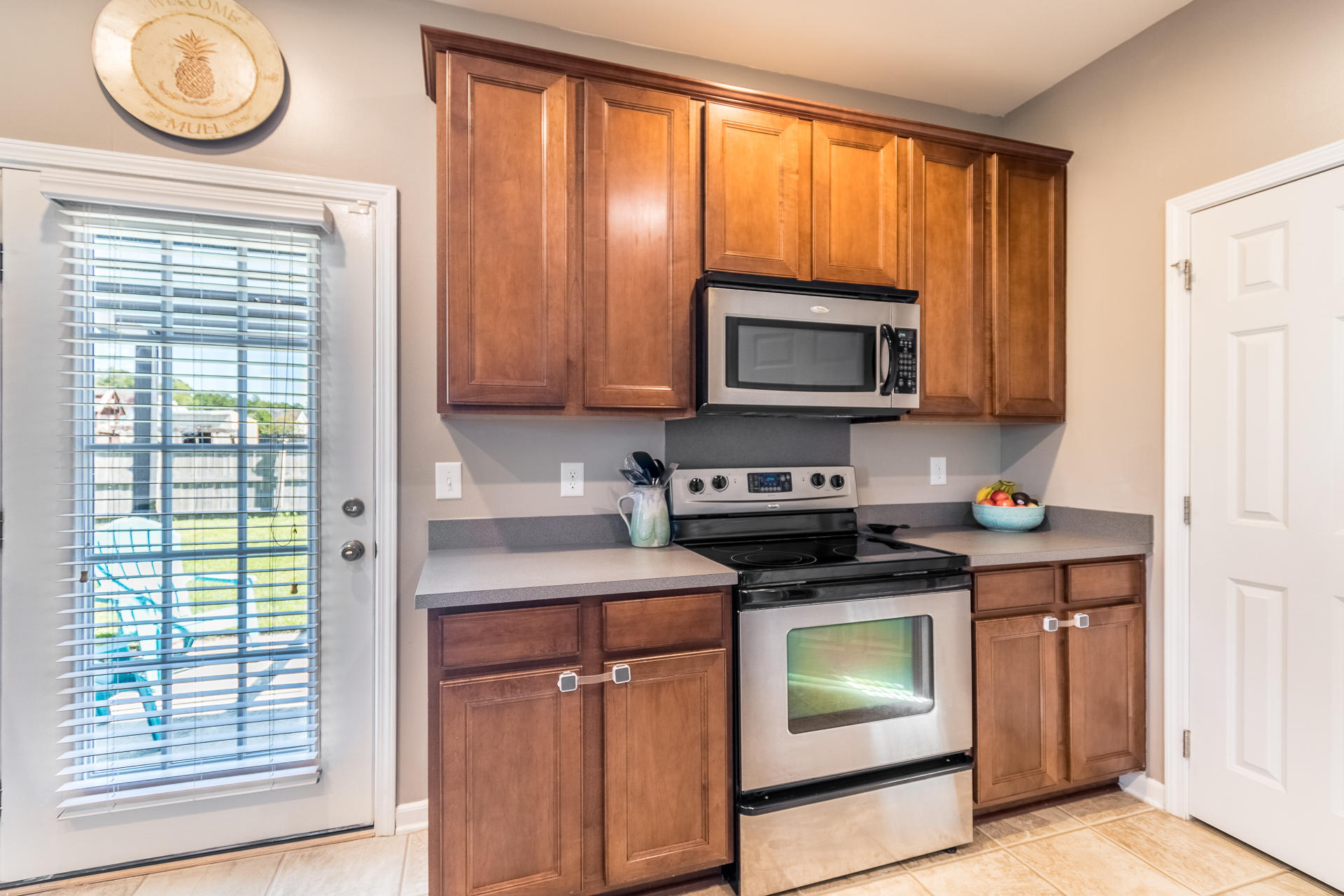 100 Summer View Road Summerville, SC 29486 - Photo 14 of 30 100SummerView-14