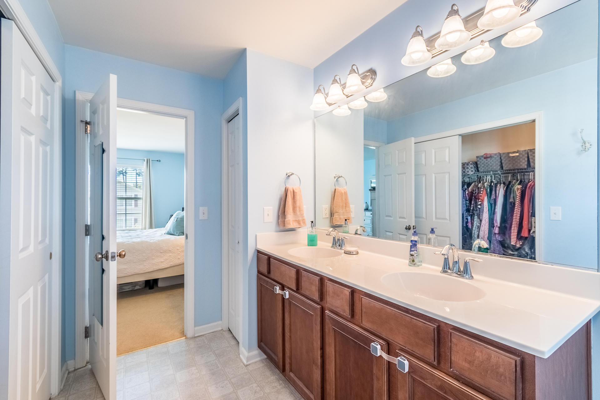 100 Summer View Road Summerville, SC 29486 - Photo 21 of 30 100SummerView-21