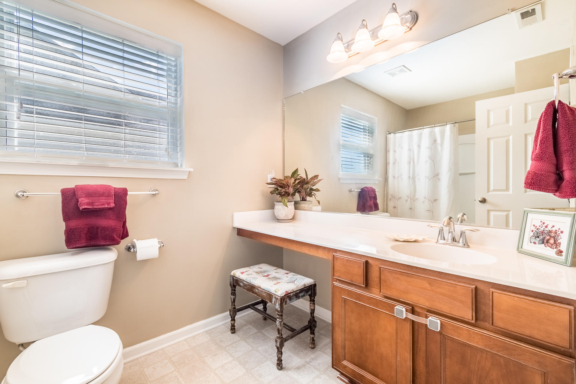 100 Summer View Road Summerville, SC 29486 - Photo 25 of 30 100SummerView-25