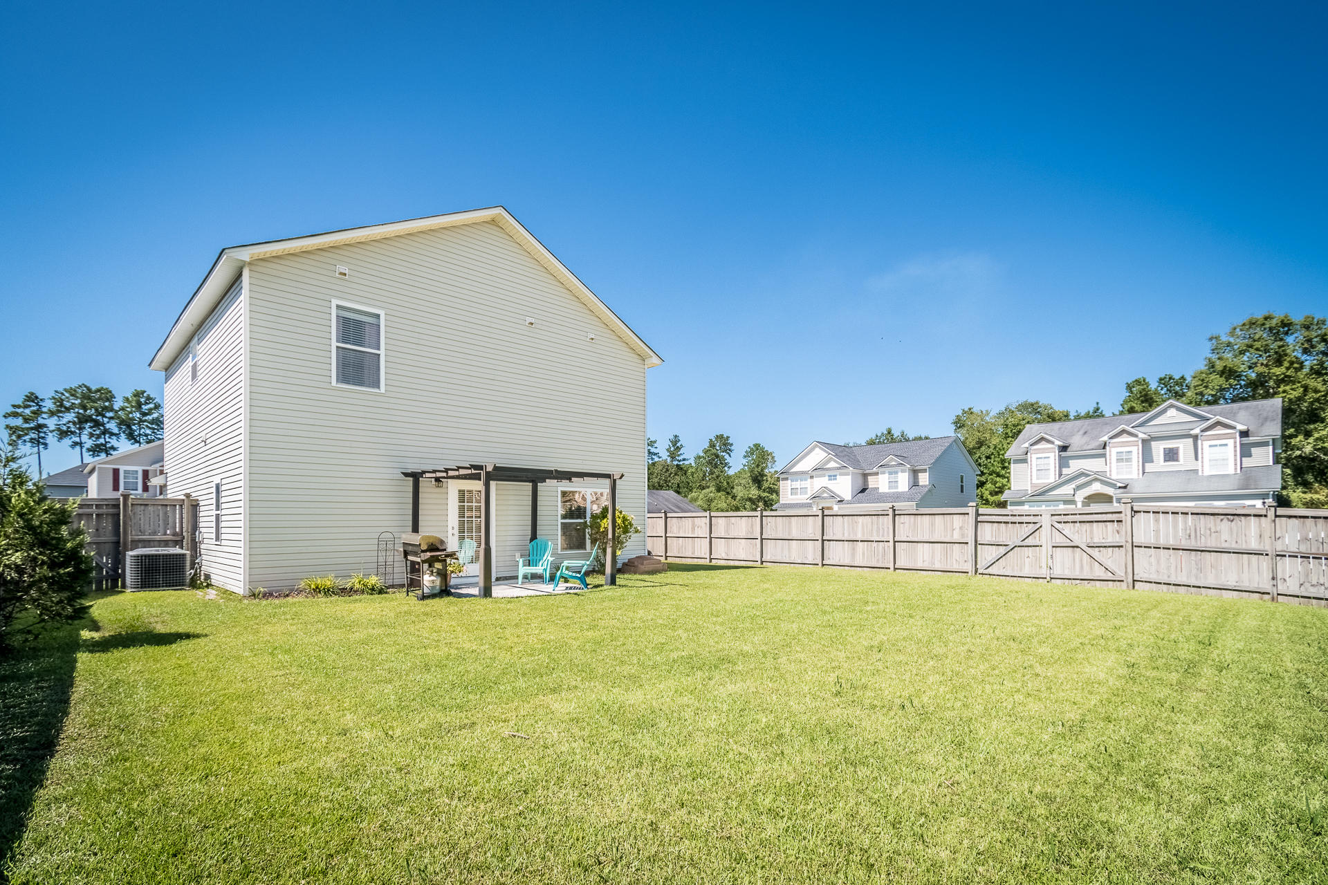 100 Summer View Road Summerville, SC 29486 - Photo 28 of 30 100SummerView-28
