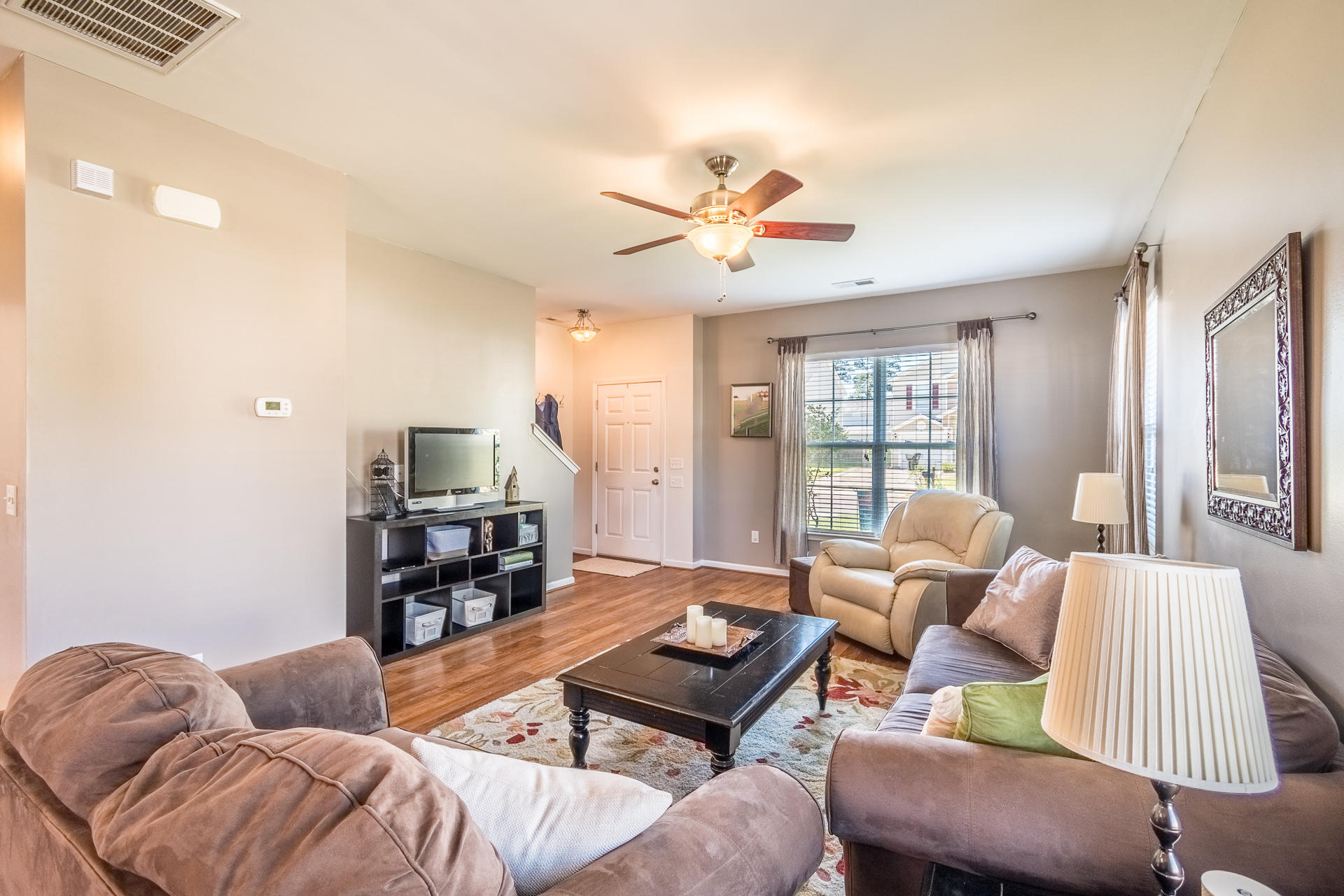 100 Summer View Road Summerville, SC 29486 - Photo 5 of 30 100SummerView-05