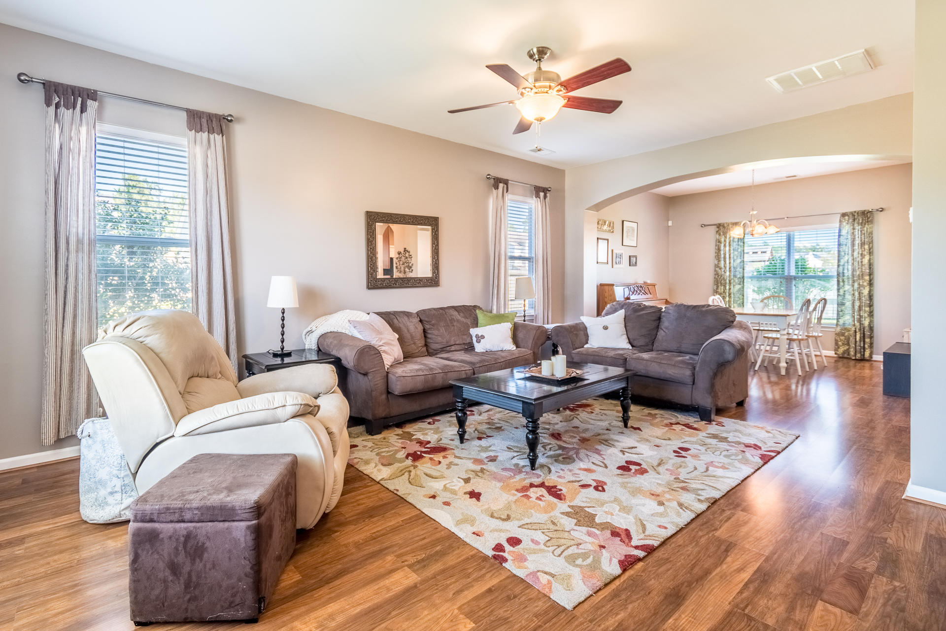 100 Summer View Road Summerville, SC 29486 - Photo 6 of 30 100SummerView-06