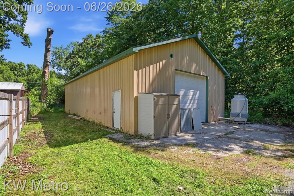 22733 Sumpter Road Belleville, MI 48111 - Photo 34 of 52