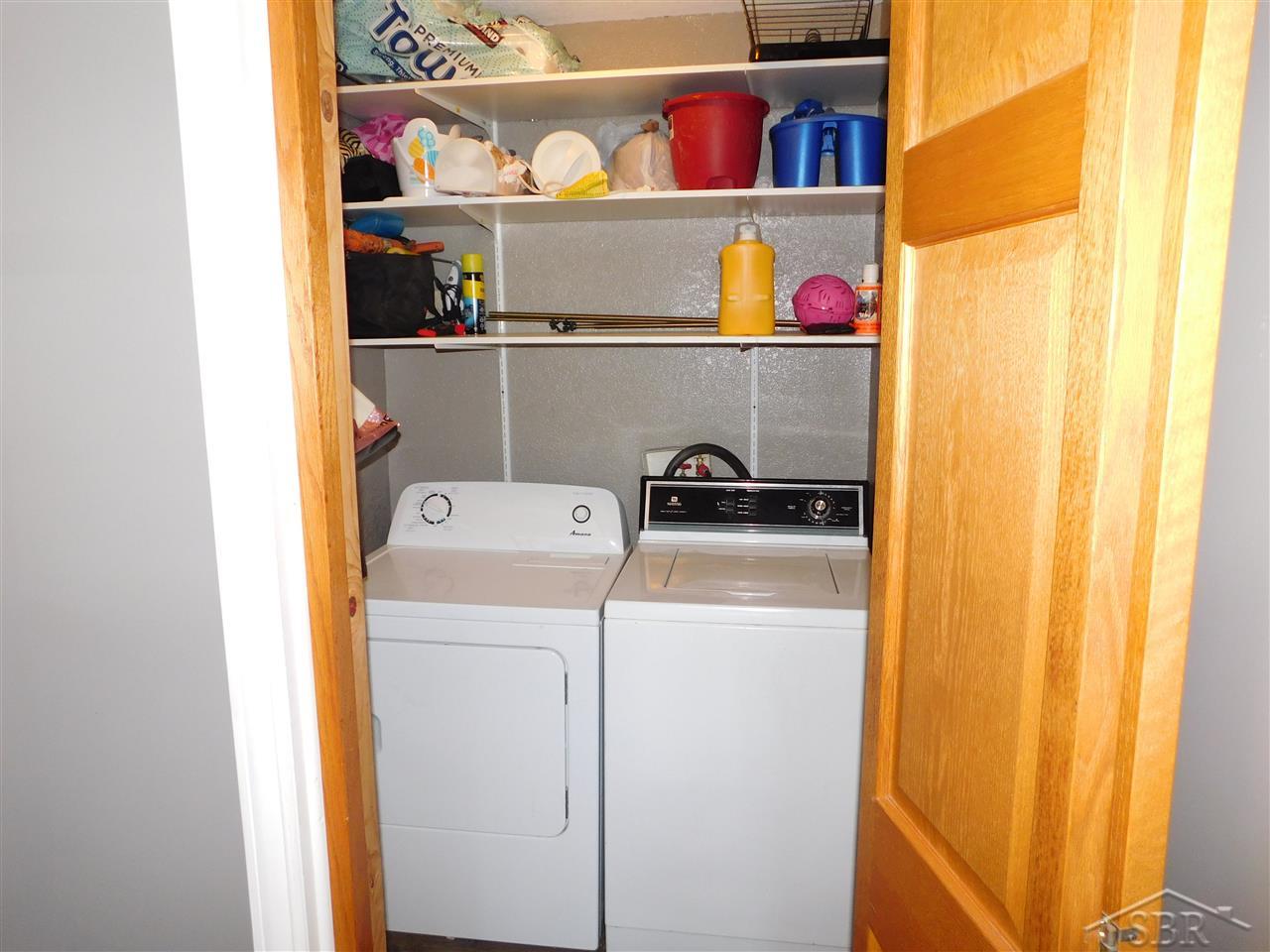 2491 German Bay City, MI 48708 - Photo 24 of 35 50035689-40.JPG