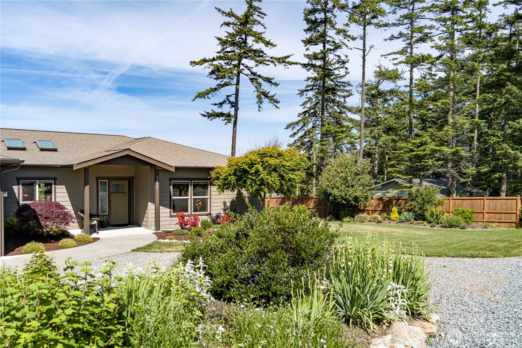 1335 Crestline Terrace Oak Harbor, WA 98277 - Photo 37 of 39 a front view of a house with a yard