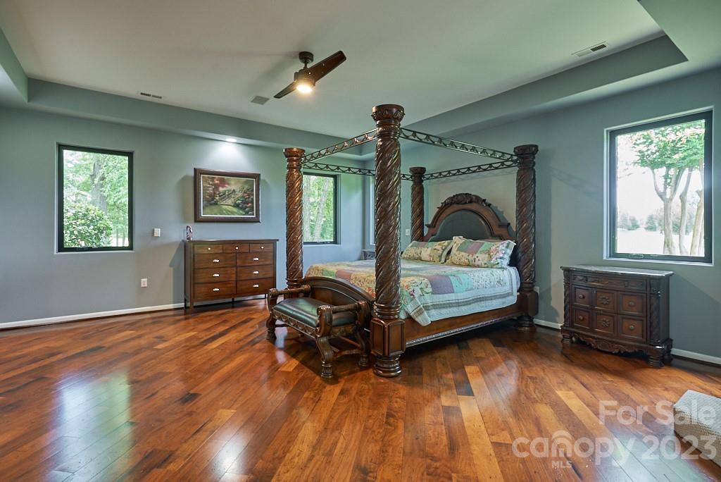 290 Stable Gate Drive Campobello, SC 29322 - Photo 25 of 39 a bedroom with furniture and a window
