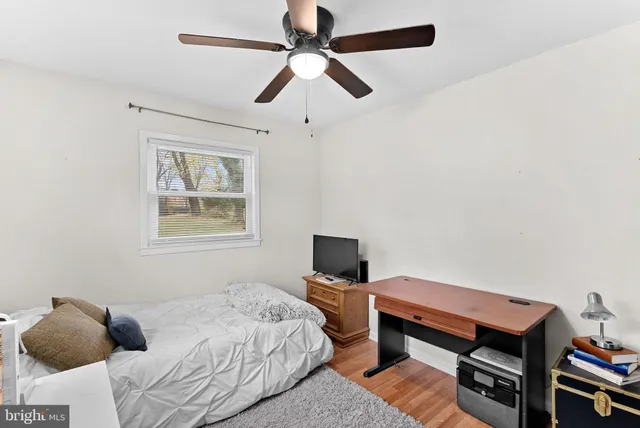 $2,000 | 219 Josephine Street, Berryville, VA 22611