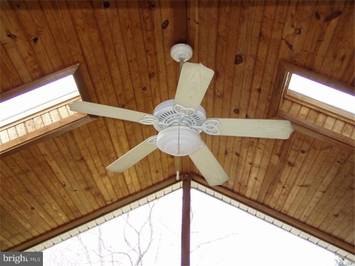 327 Nicholson Road Ridley Park, PA 19078 - Photo 21 of 24
