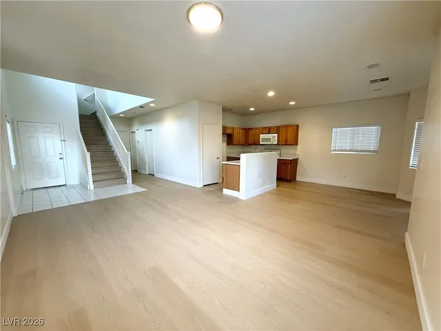 $1,995 | 6079 Clovelly Street, North Las Vegas, NV 89081