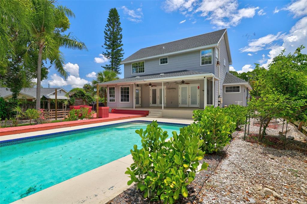703 Riverside Drive Tarpon Springs, FL 34689 - Photo 37 of 47