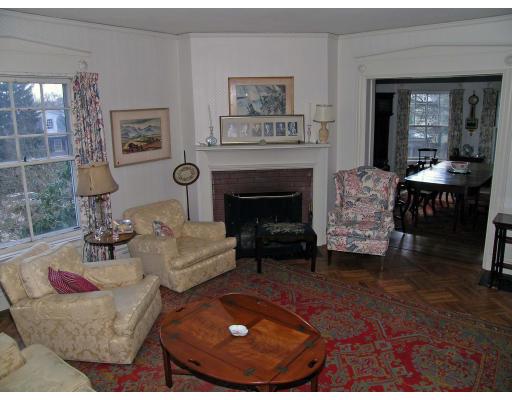 21 Hawthorn Road Brookline, MA 02445 - Photo 2 of 11 Gallery Image 2
