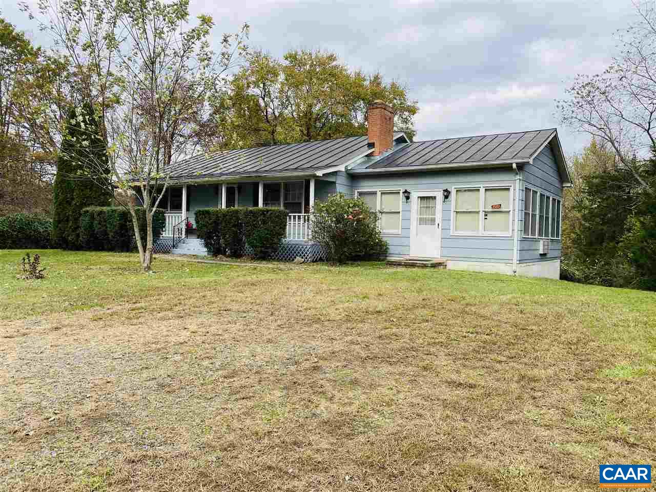 38 George James Loop Radiant, VA 22732 - Photo 1 of 24 a front view of a house with yard and green space