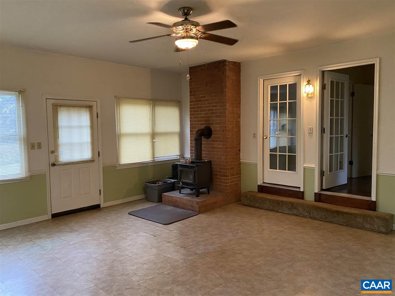 38 George James Loop Radiant, VA 22732 - Photo 8 of 24 a living room with furniture and a window