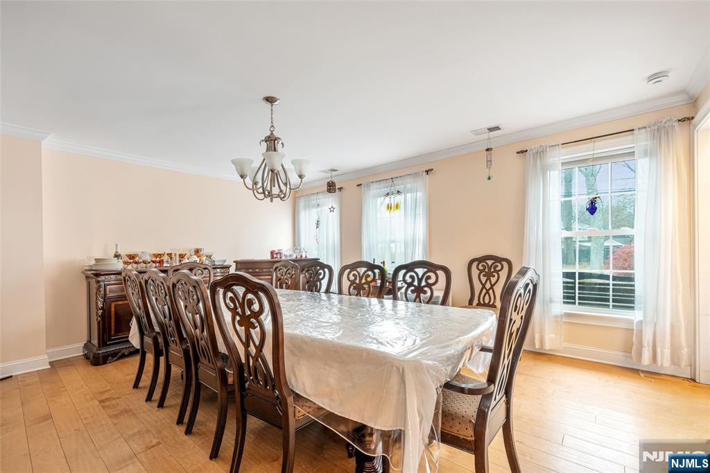 255 Knoll Road Lake Hiawatha, NJ 07034 - Photo 18 of 35 a view of a a dining room with furniture window and outside view