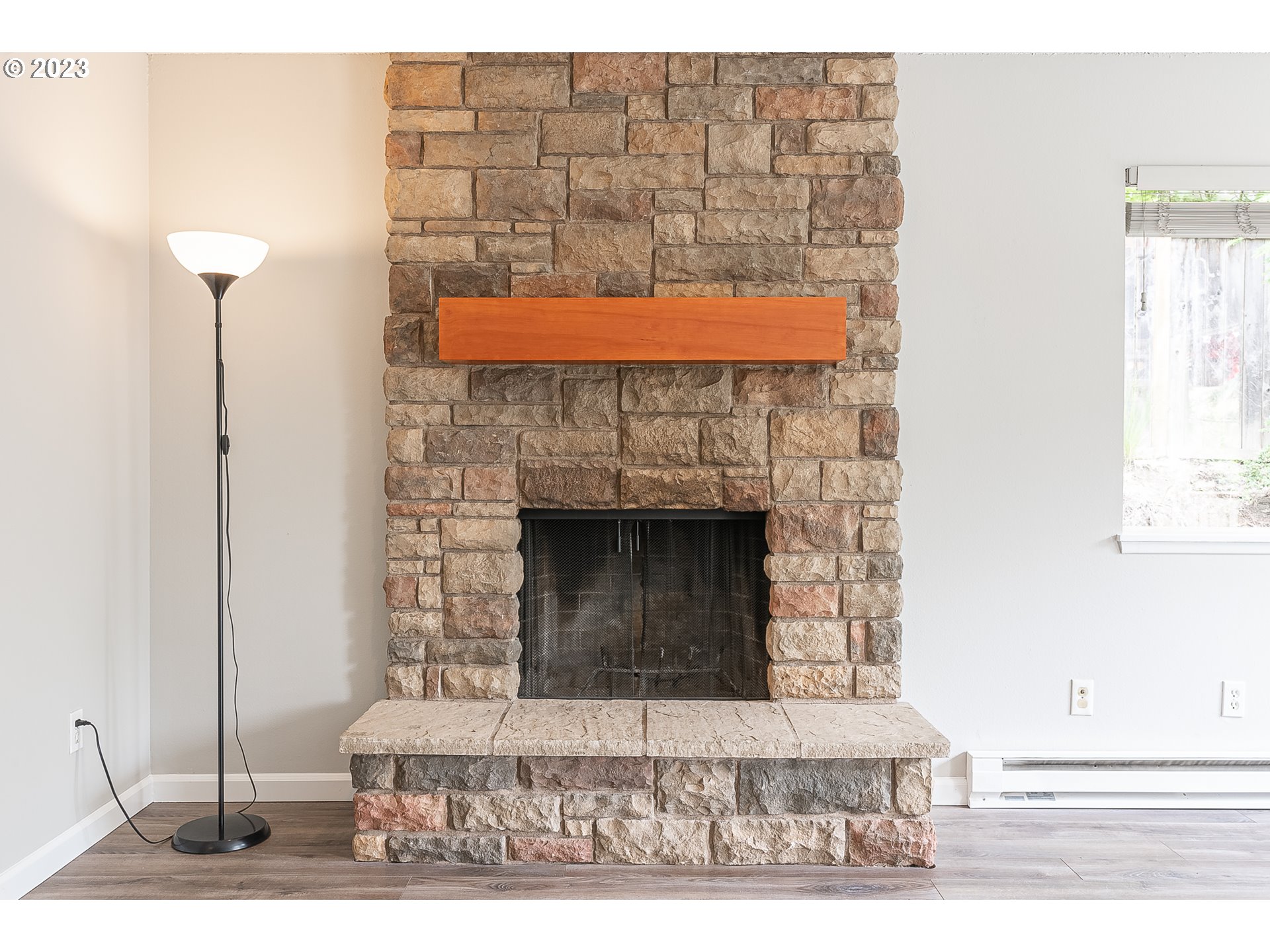 2529 Southwest Spring Garden Street, Unit 3 Portland, OR 97219 - Photo 12 of 31 Gallery Image 12