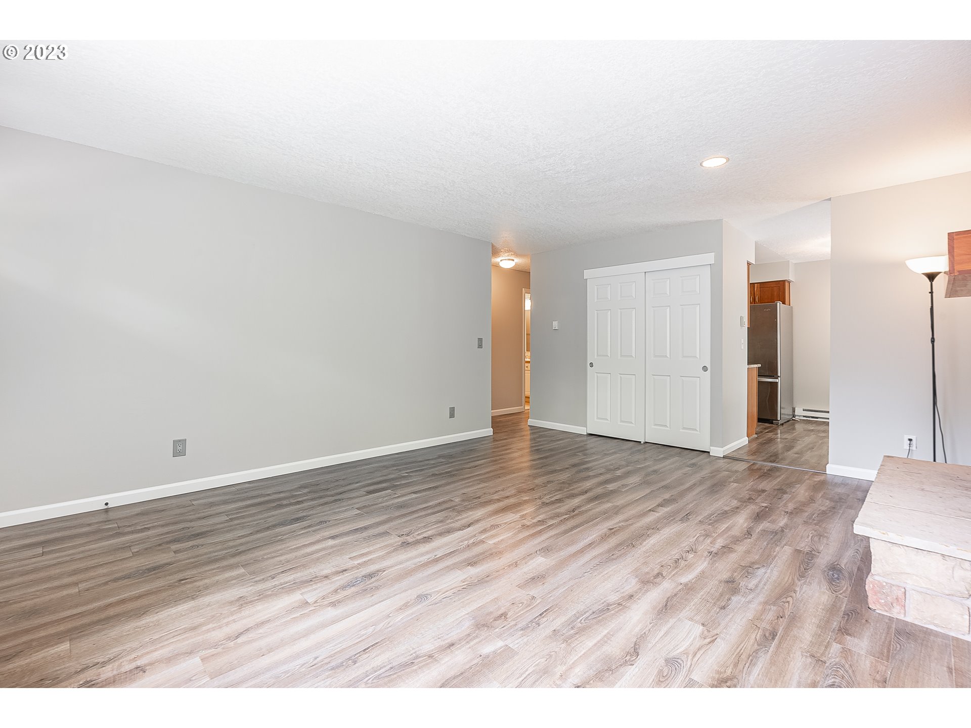 2529 Southwest Spring Garden Street, Unit 3 Portland, OR 97219 - Photo 25 of 31 Gallery Image 25
