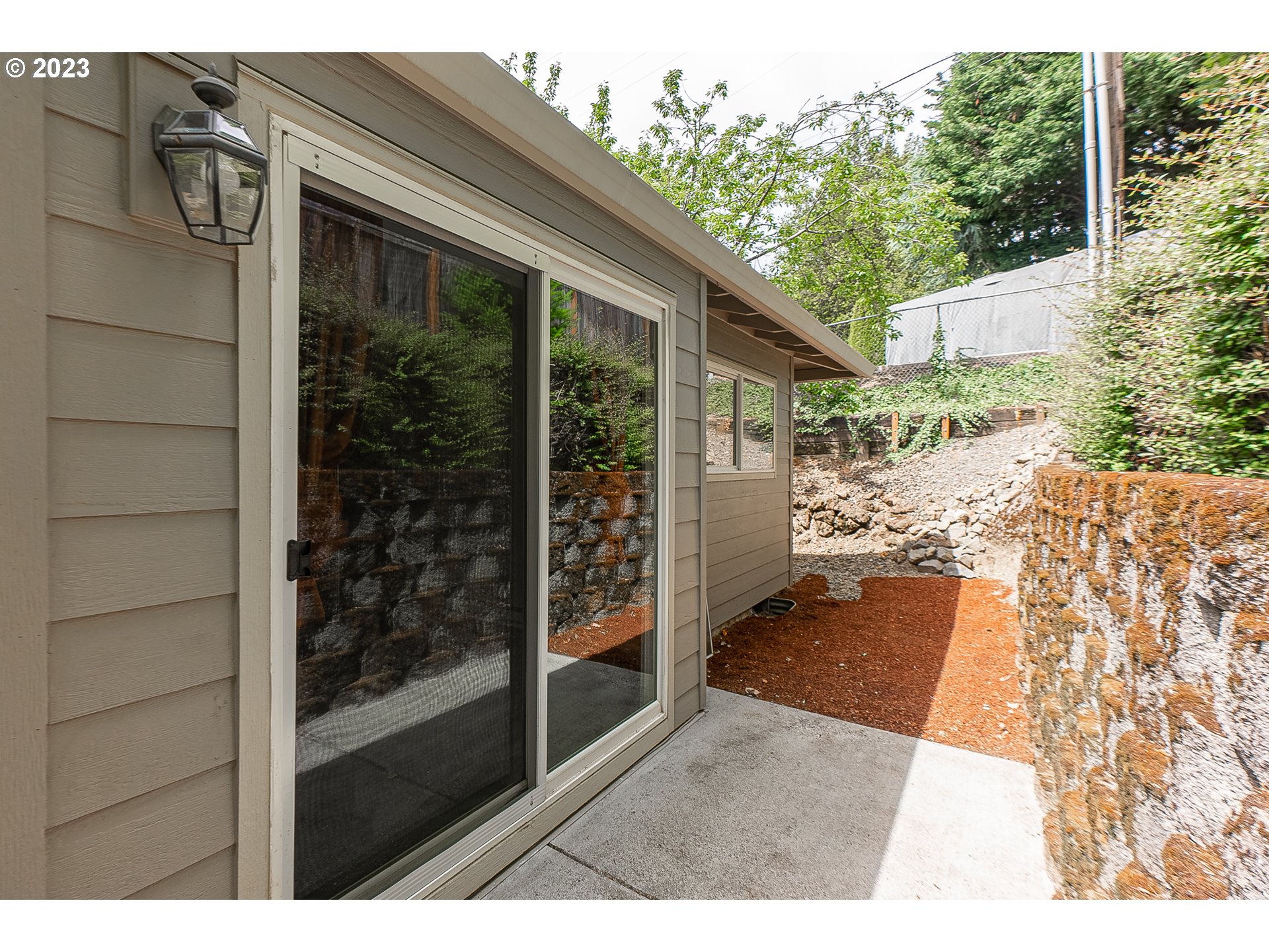 2529 Southwest Spring Garden Street, Unit 3 Portland, OR 97219 - Photo 31 of 31 Gallery Image 31
