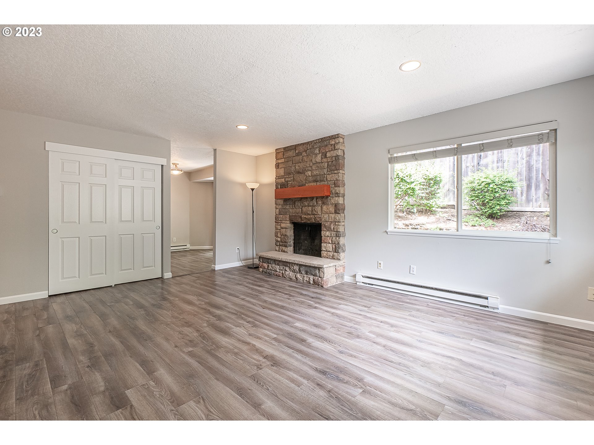 2529 Southwest Spring Garden Street, Unit 3 Portland, OR 97219 - Photo 10 of 31 Gallery Image 10