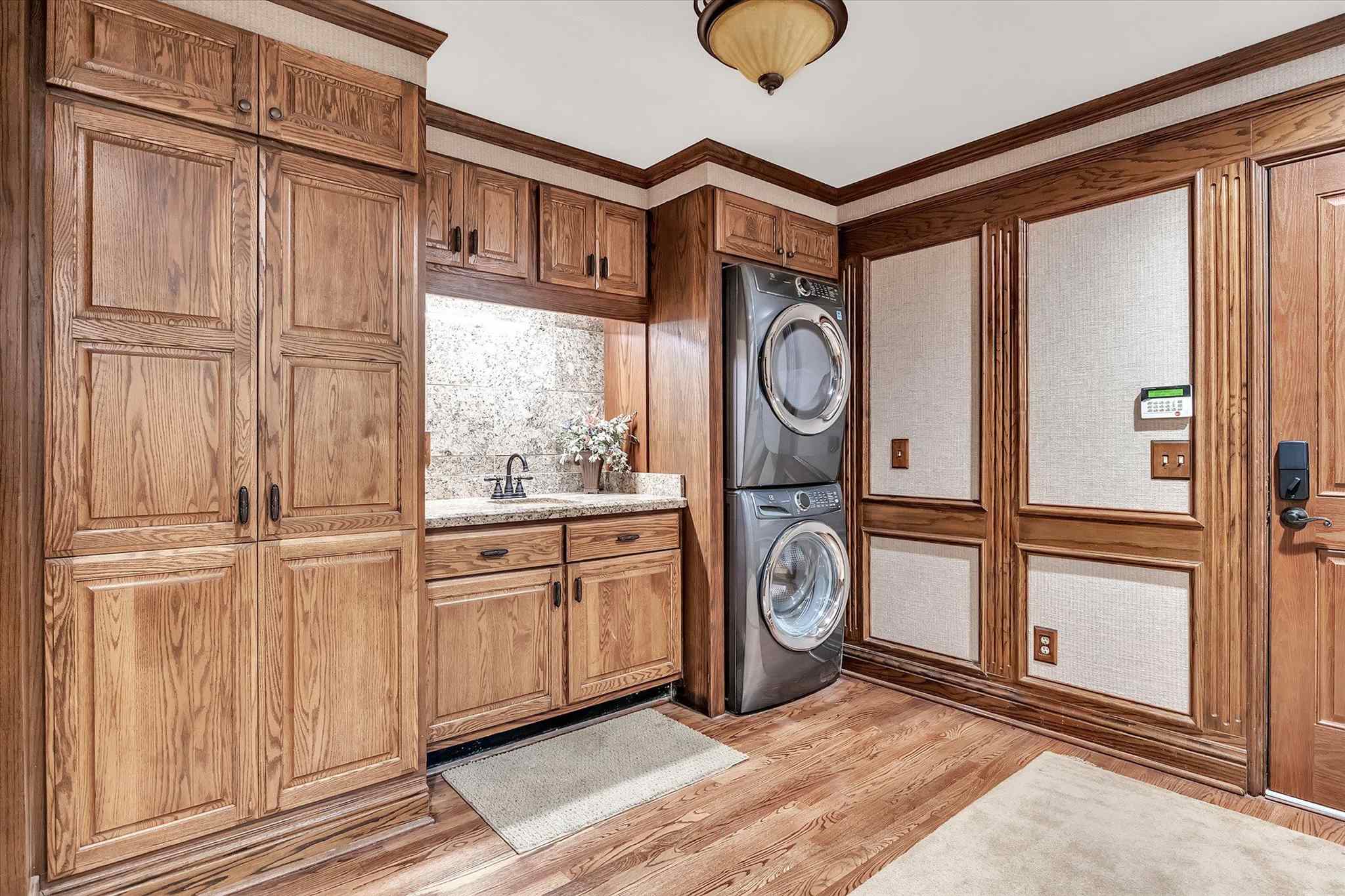 52600 Hickory Road Granger, IN 46530 - Photo 22 of 36 Gallery Image 22