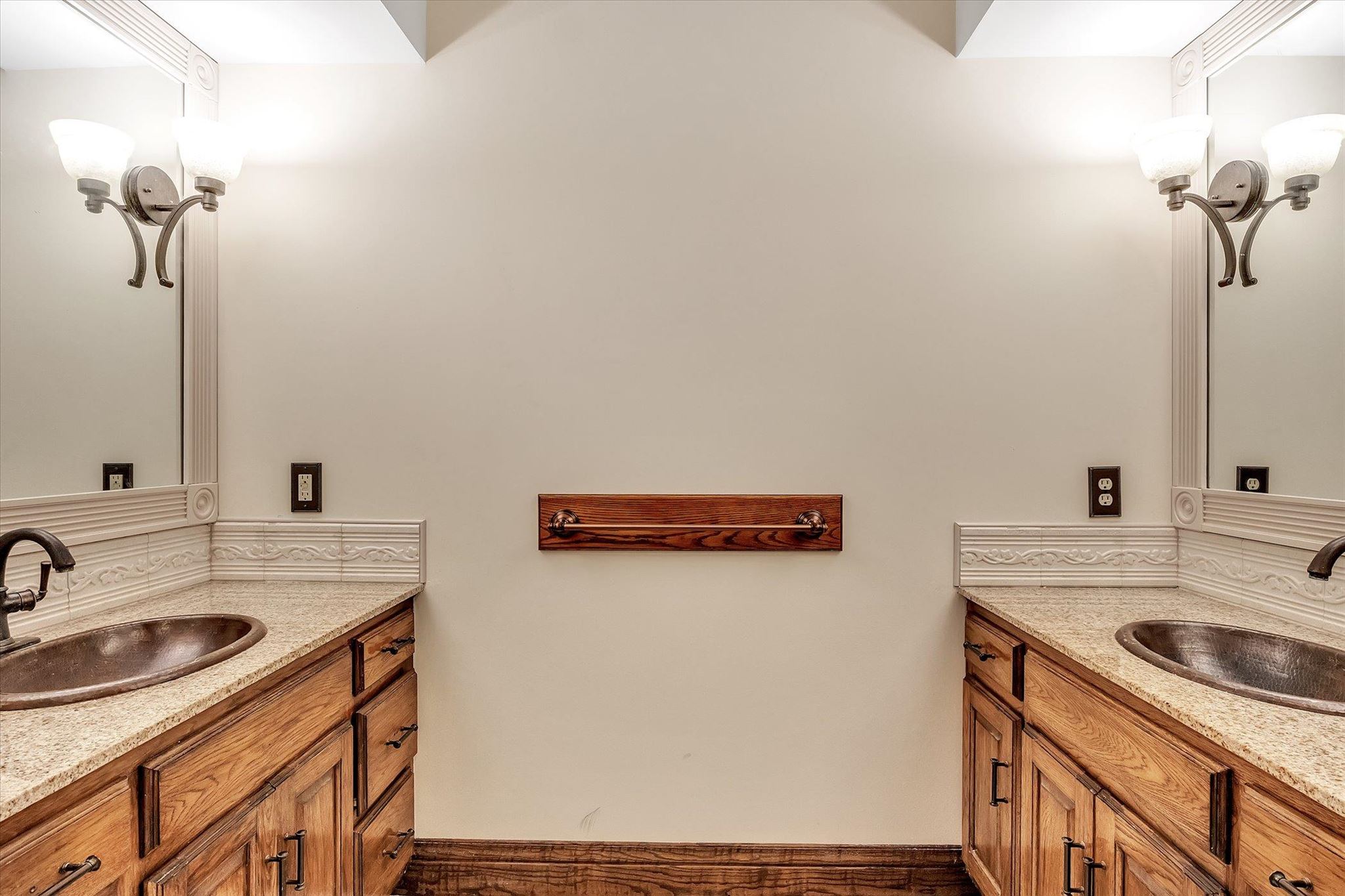 52600 Hickory Road Granger, IN 46530 - Photo 25 of 36 Gallery Image 25