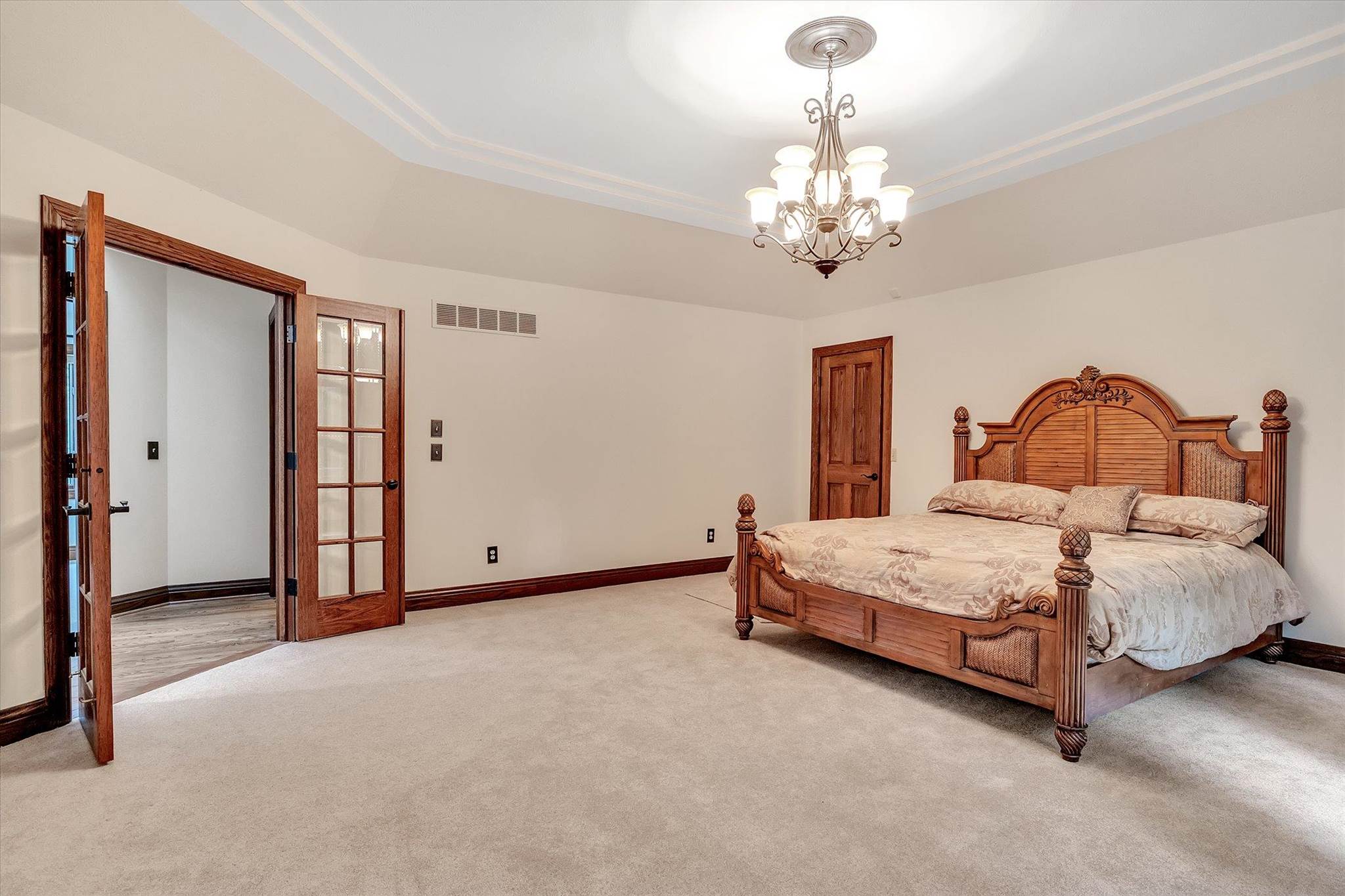 52600 Hickory Road Granger, IN 46530 - Photo 27 of 36 Gallery Image 27