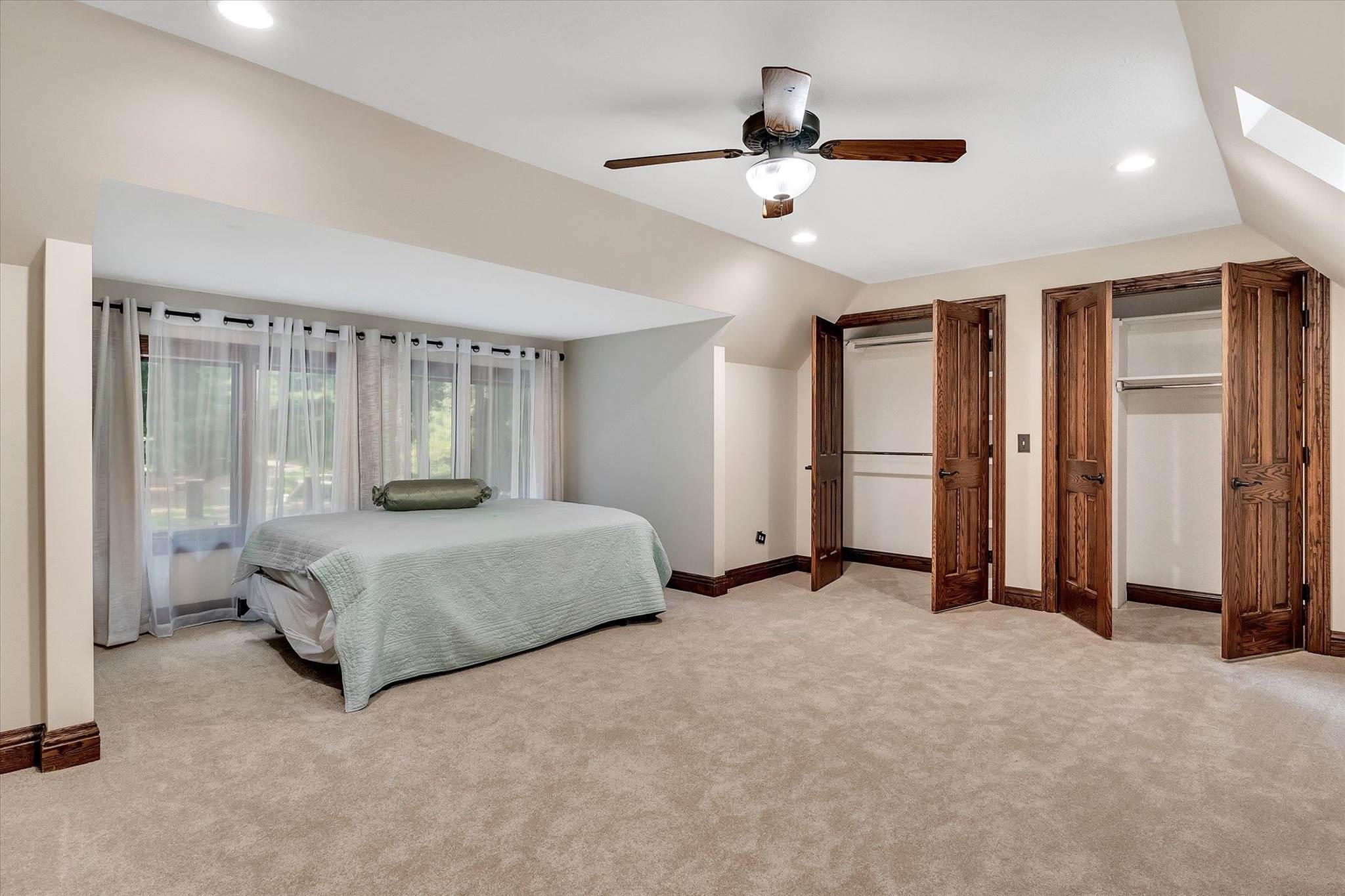 52600 Hickory Road Granger, IN 46530 - Photo 32 of 36 Gallery Image 32
