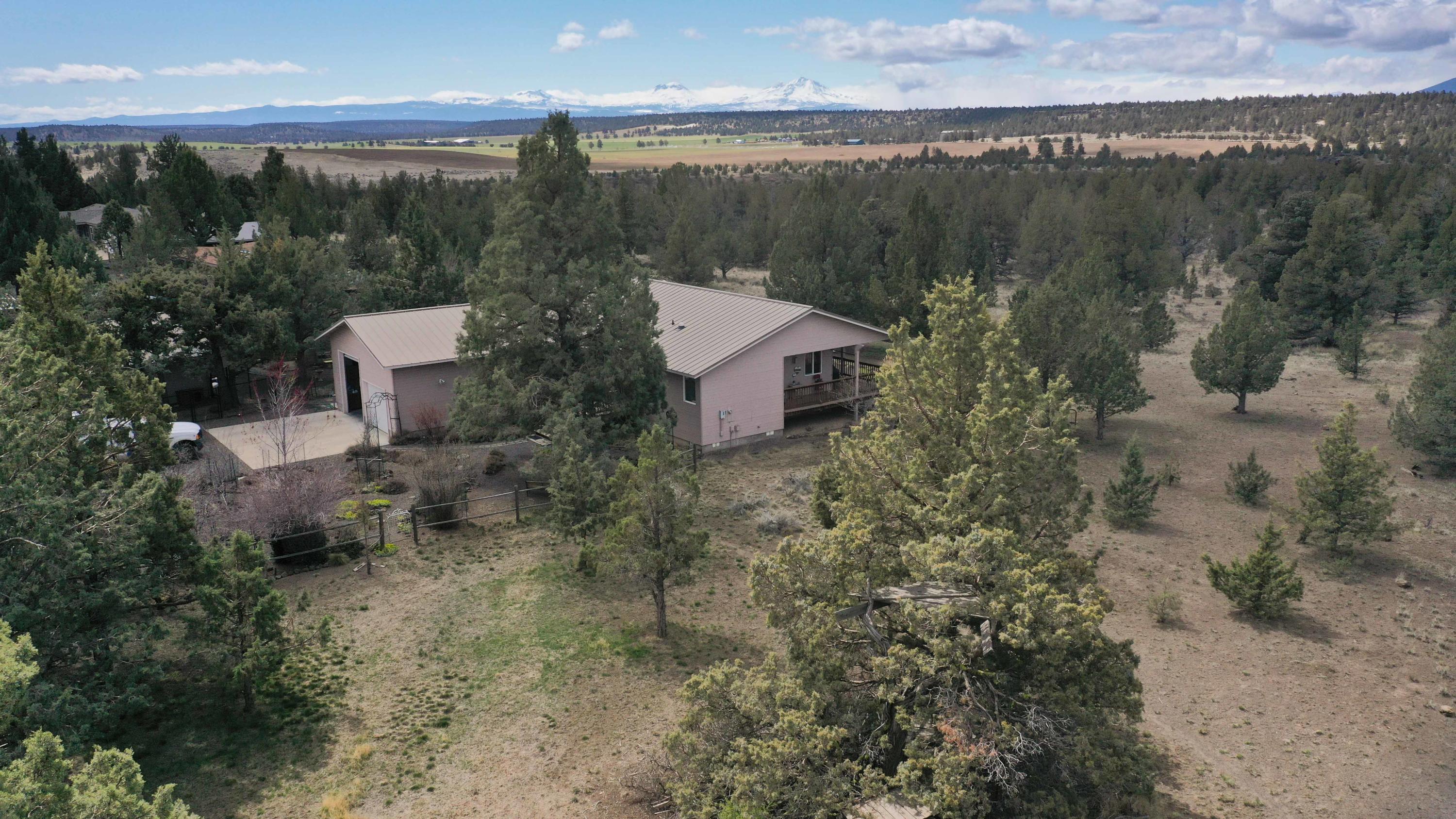 13898 Southwest Ridge Place Terrebonne, OR 97760 - Photo 33 of 38 13898 Ridge Place 30