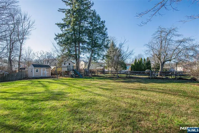 $565,000 | 8 Tyler Place, West Milford, NJ 07421