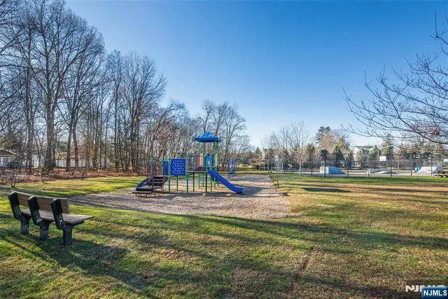 $565,000 | 8 Tyler Place, West Milford, NJ 07421