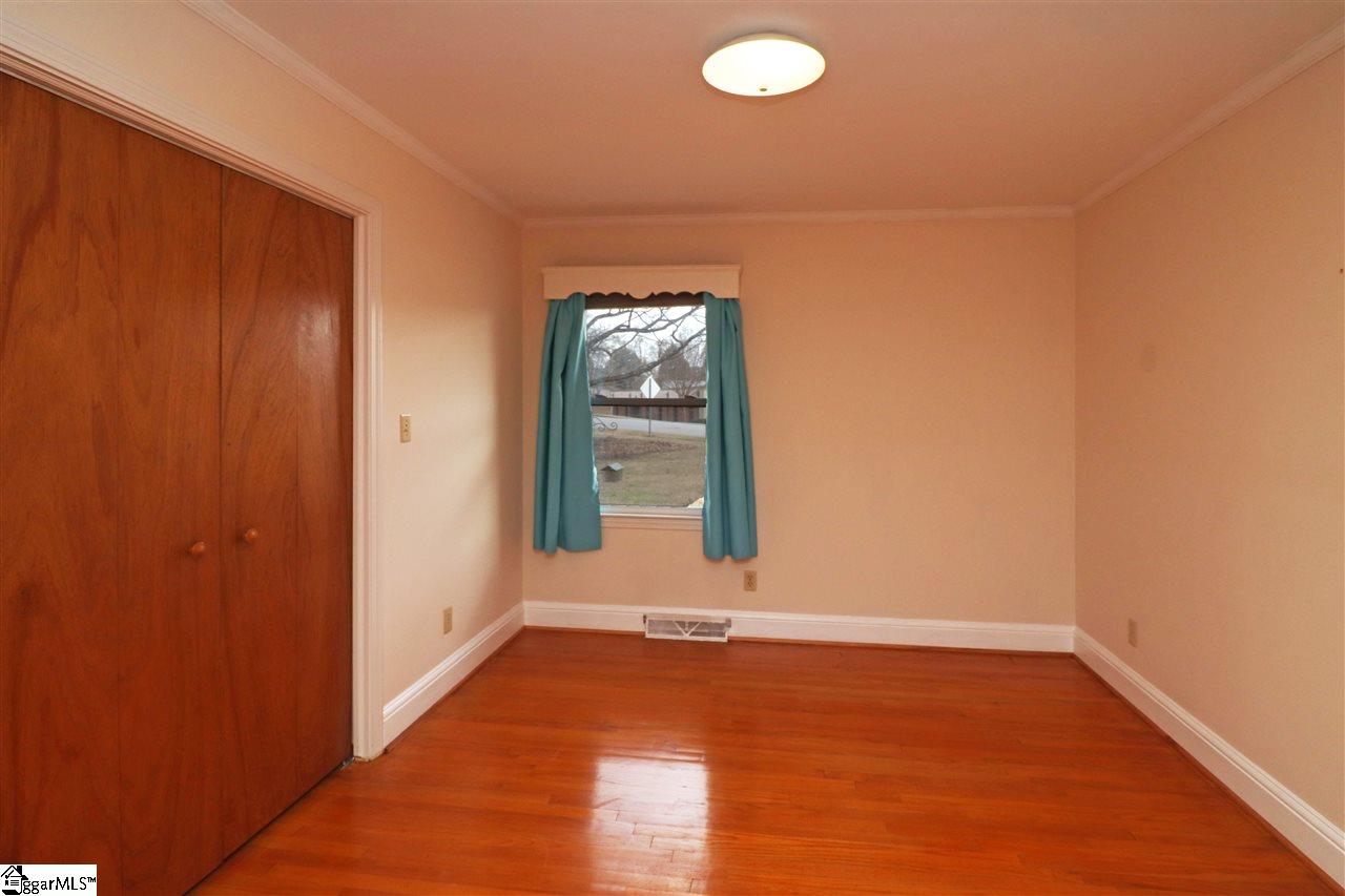 100 Eastbourne Road Greenville, SC 29611 - Photo 13 of 35 Gallery Image 13