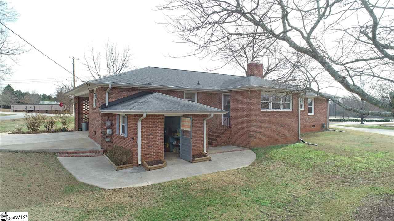 100 Eastbourne Road Greenville, SC 29611 - Photo 24 of 35 Gallery Image 24