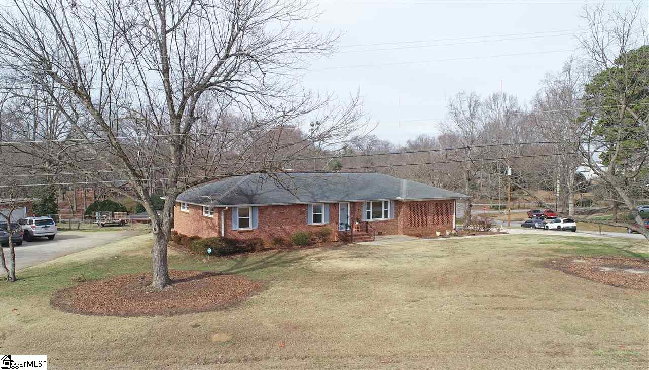 100 Eastbourne Road Greenville, SC 29611 - Photo 30 of 35 Gallery Image 30