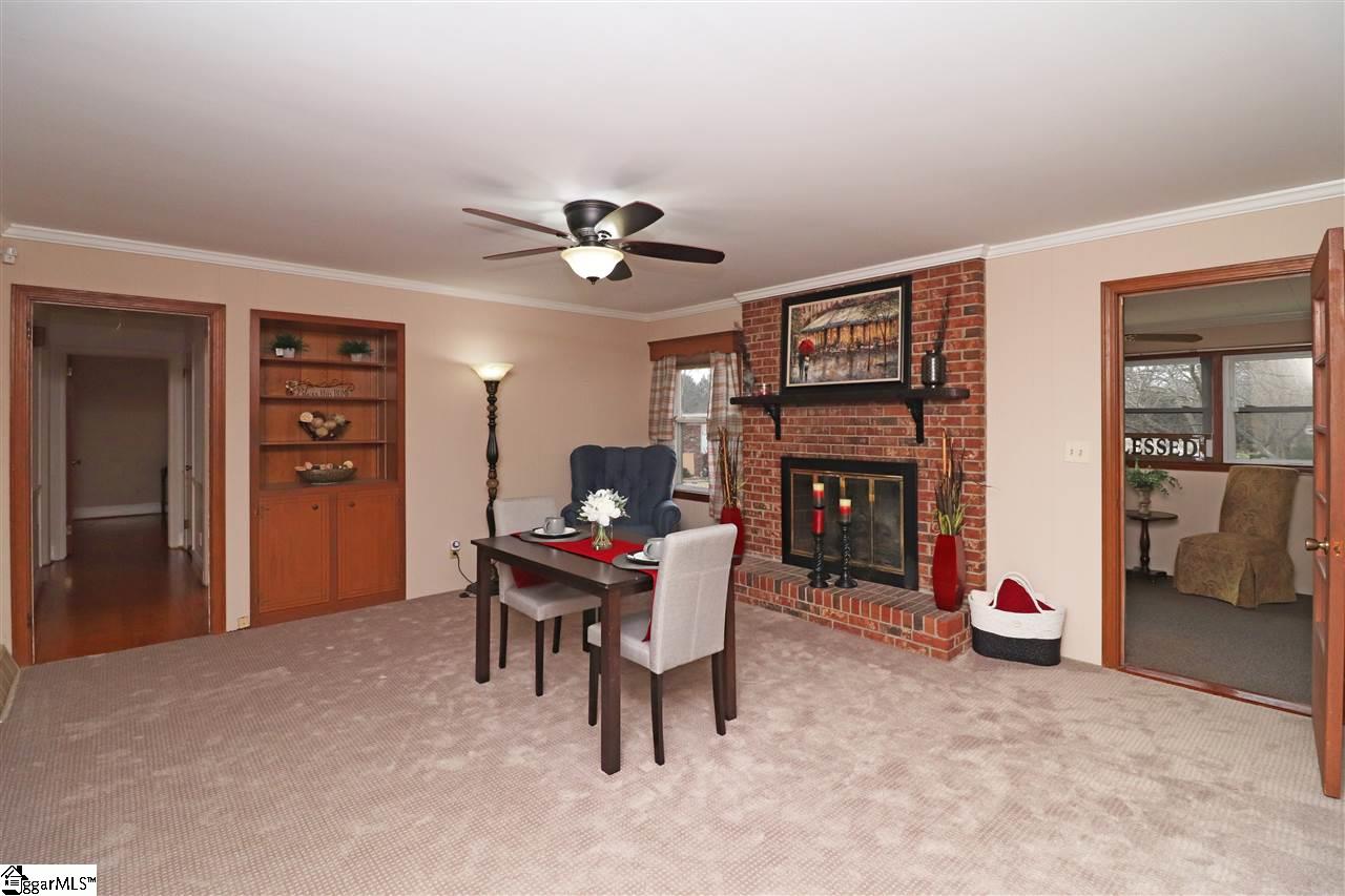 100 Eastbourne Road Greenville, SC 29611 - Photo 6 of 35 Gallery Image 6