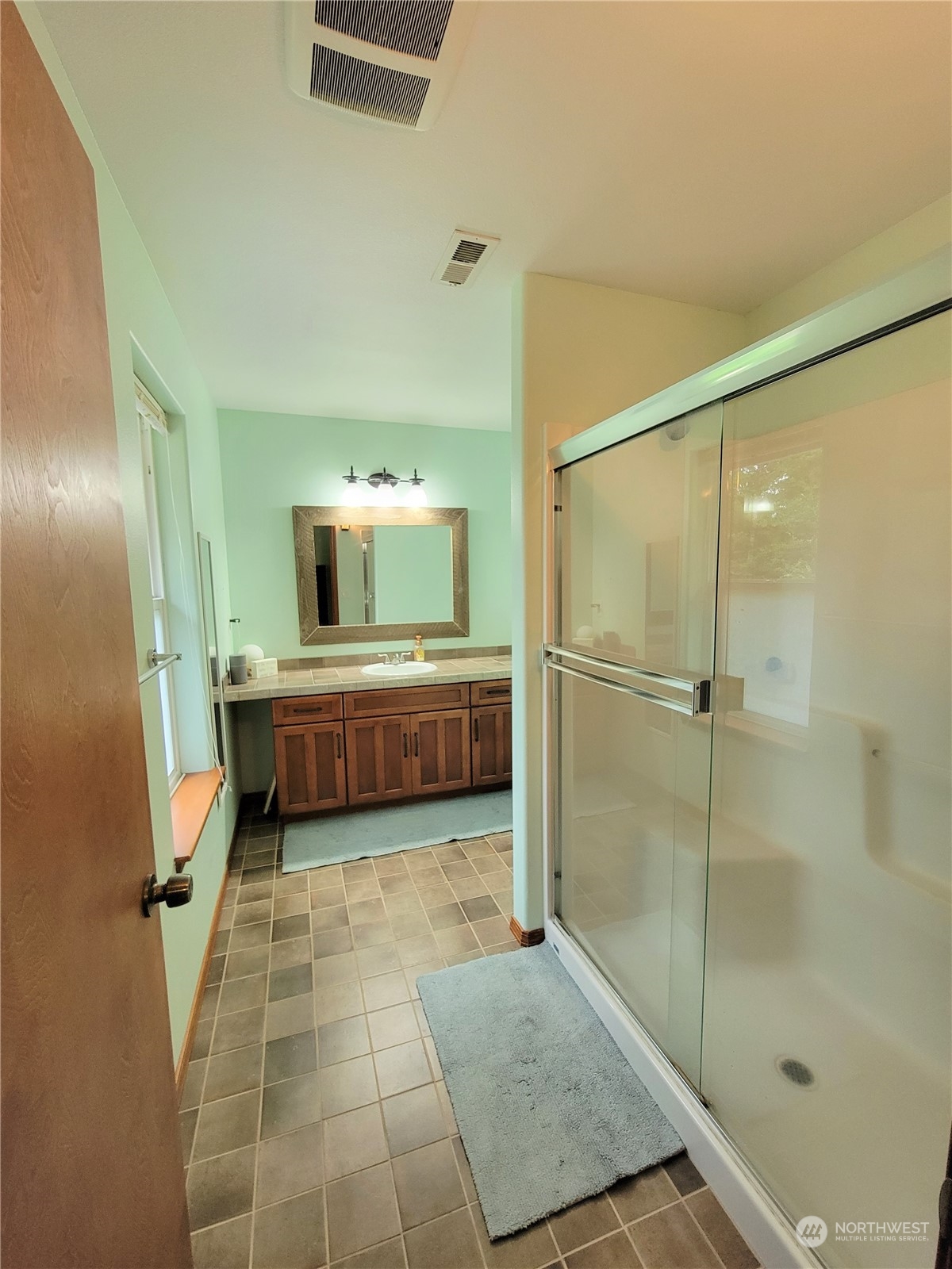 51 Strawberry Hill Road Elma, WA 98541 - Photo 13 of 34 Gallery Image 13