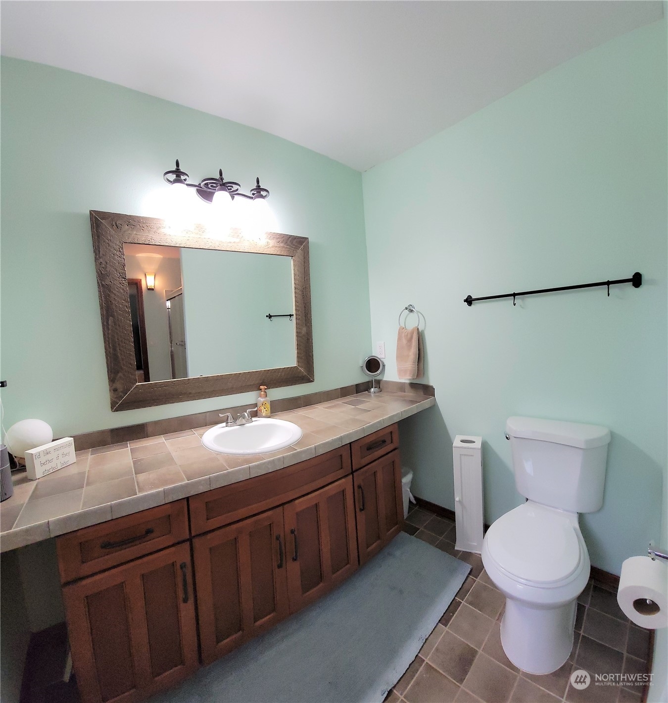 51 Strawberry Hill Road Elma, WA 98541 - Photo 14 of 34 Gallery Image 14