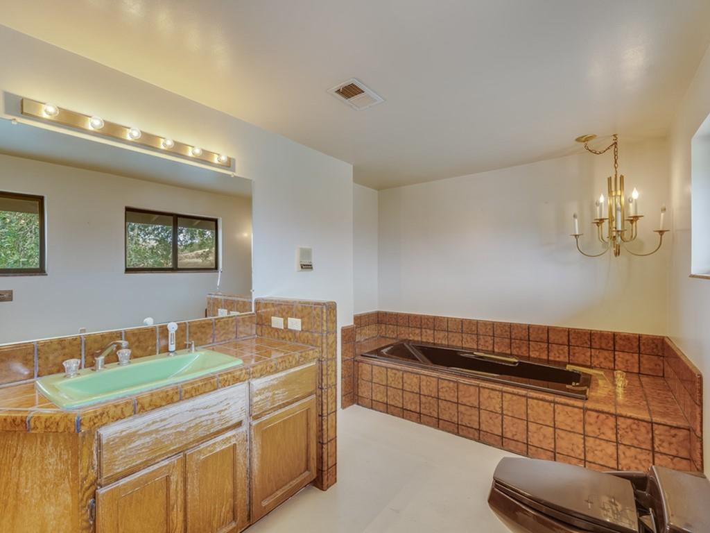 12385 Watsonville Road Gilroy, CA 95020 - Photo 22 of 50 Gallery Image 22