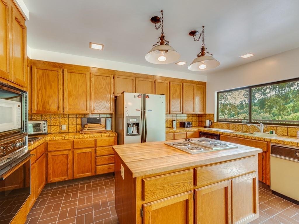 12385 Watsonville Road Gilroy, CA 95020 - Photo 7 of 50 Gallery Image 7