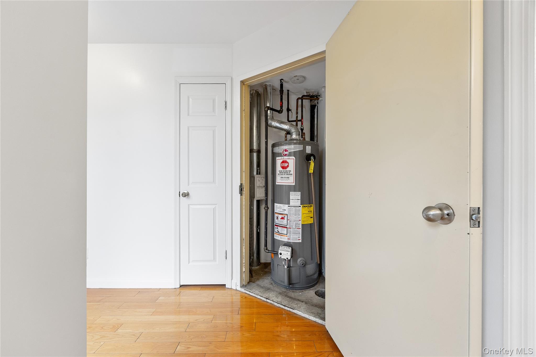 139-30 34th Avenue, Unit 3B Queens, NY 11354 - Photo 6 of 20 a view of a hallway with closet