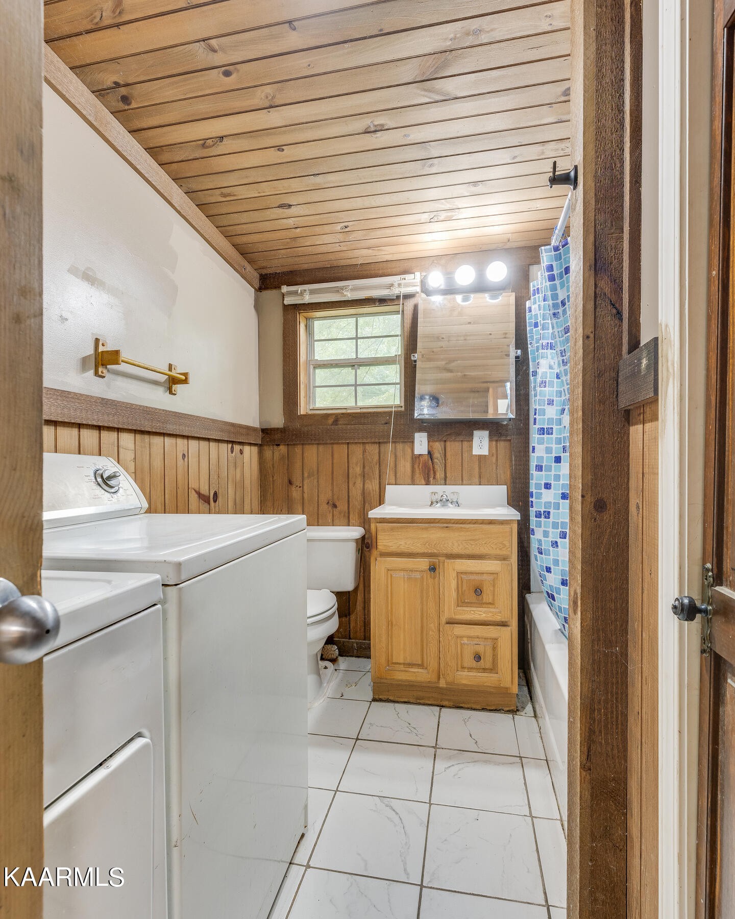 702 Cooper Lake Road Oneida, TN 37841 - Photo 5 of 22 Gallery Image 5