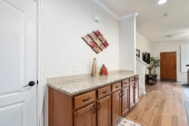 $1,950 | 2101 Town Centre Drive, Unit 2004, Round Rock, TX 78664