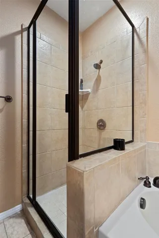 $1,950 | 2101 Town Centre Drive, Unit 2004, Round Rock, TX 78664