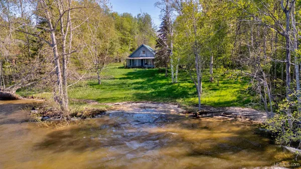 $600,000 | W 18312 Co Rd H42 Road, Germfask, MI 49836