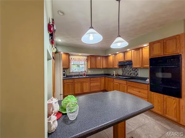 $299,500 | Undisclosed Address, Festus, MO 63028